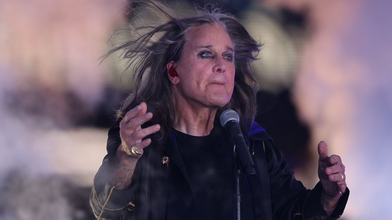 Ozzy Osbourne já está pronto para voltar aos palcos e anuncia show