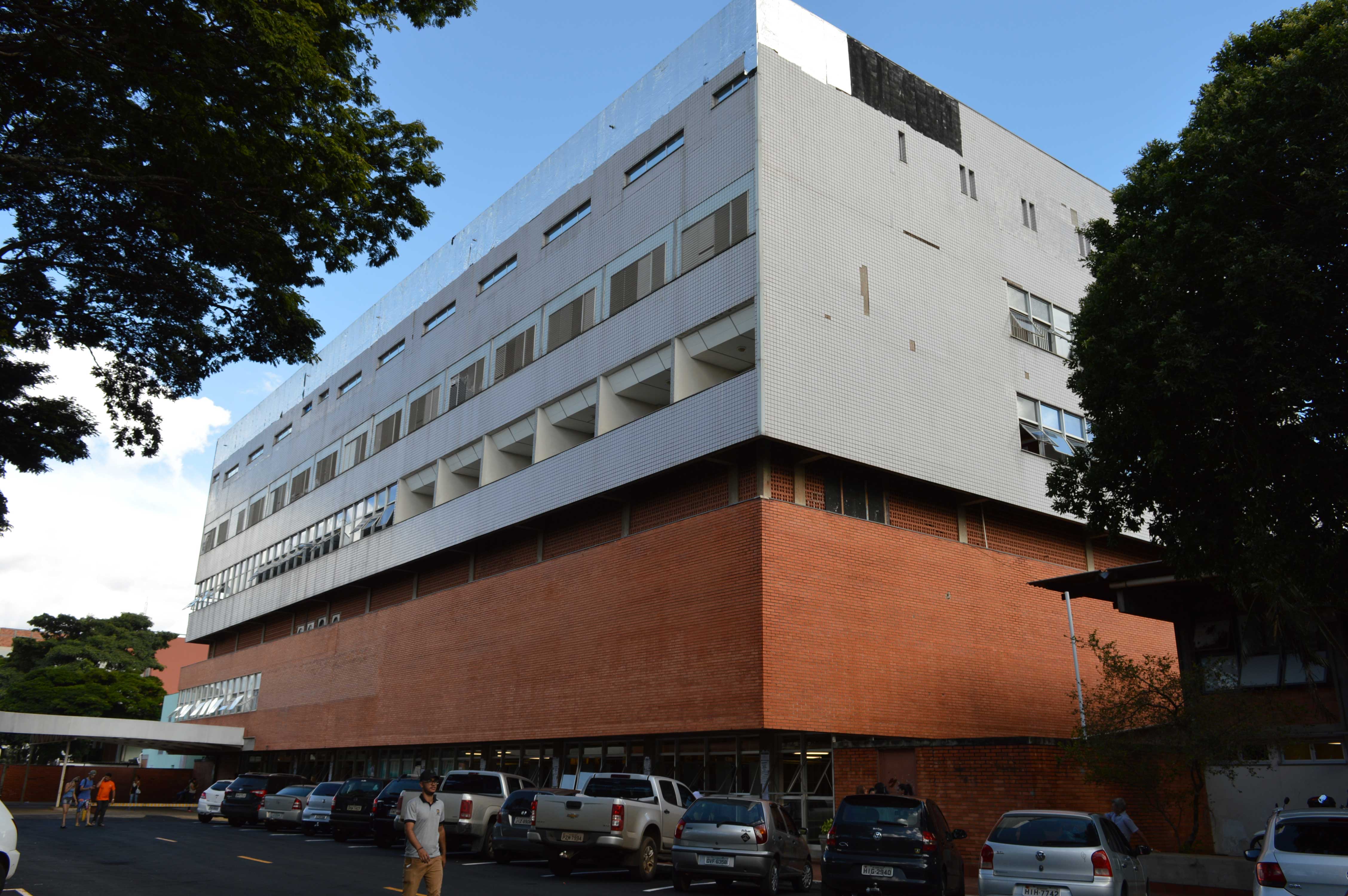 Hospital de Clínicas da UFU anuncia aumento de leitos de UTI e ...