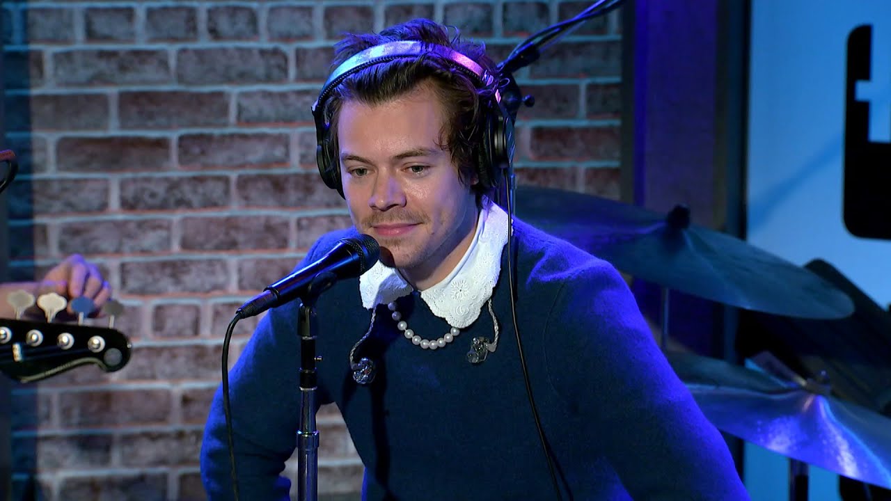 Harry Styles faz cover de "Sledgehammer" e recebe elogio de Peter